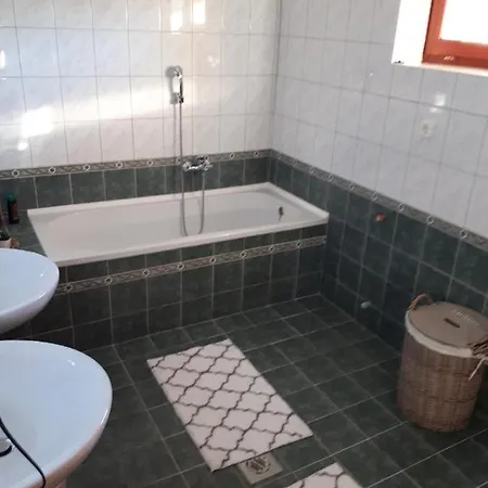 Casa vacanze Prémium Apartmanház érd